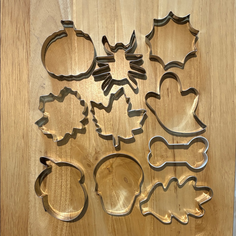Set of 10 Metal Cookie Cutters. Fall and Halloween shapes